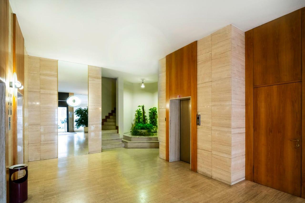 Santo Stefano Luxury Apartment Μιλάνο Εξωτερικό φωτογραφία